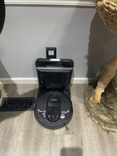 SHARK RV13001A3CA IQ Robot Self Empty XL Vacuum with Self Empty Bagless Base