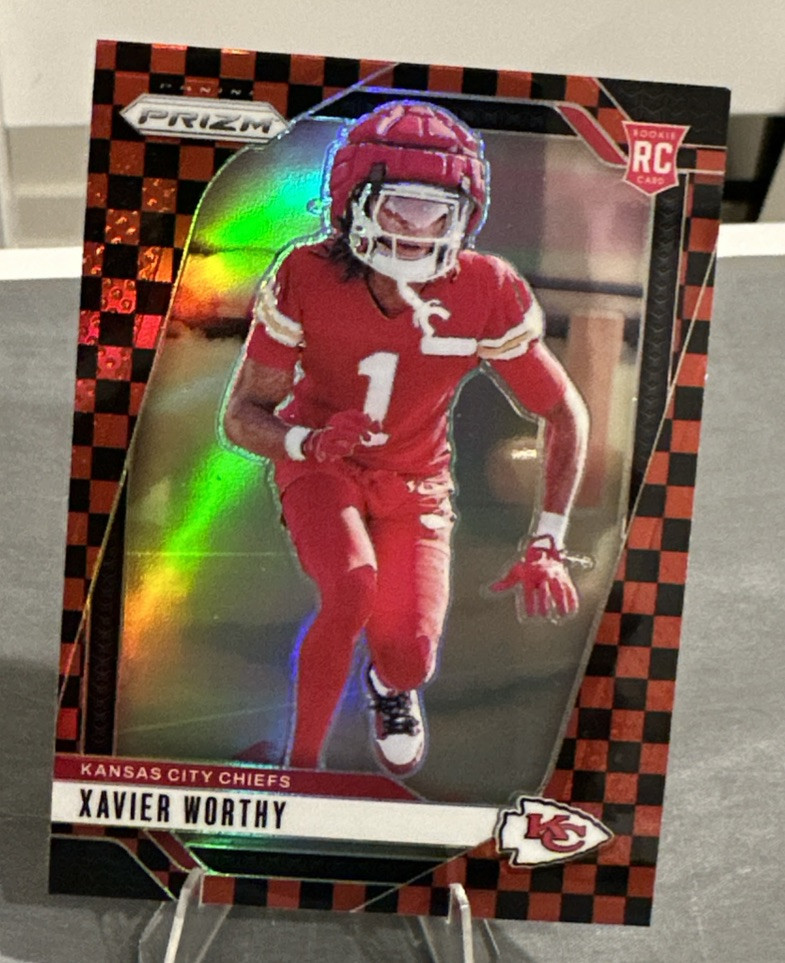 2024 Panini Prizm - Rookies Red/Black Checkered board#399 Xavier Worthy (RC)