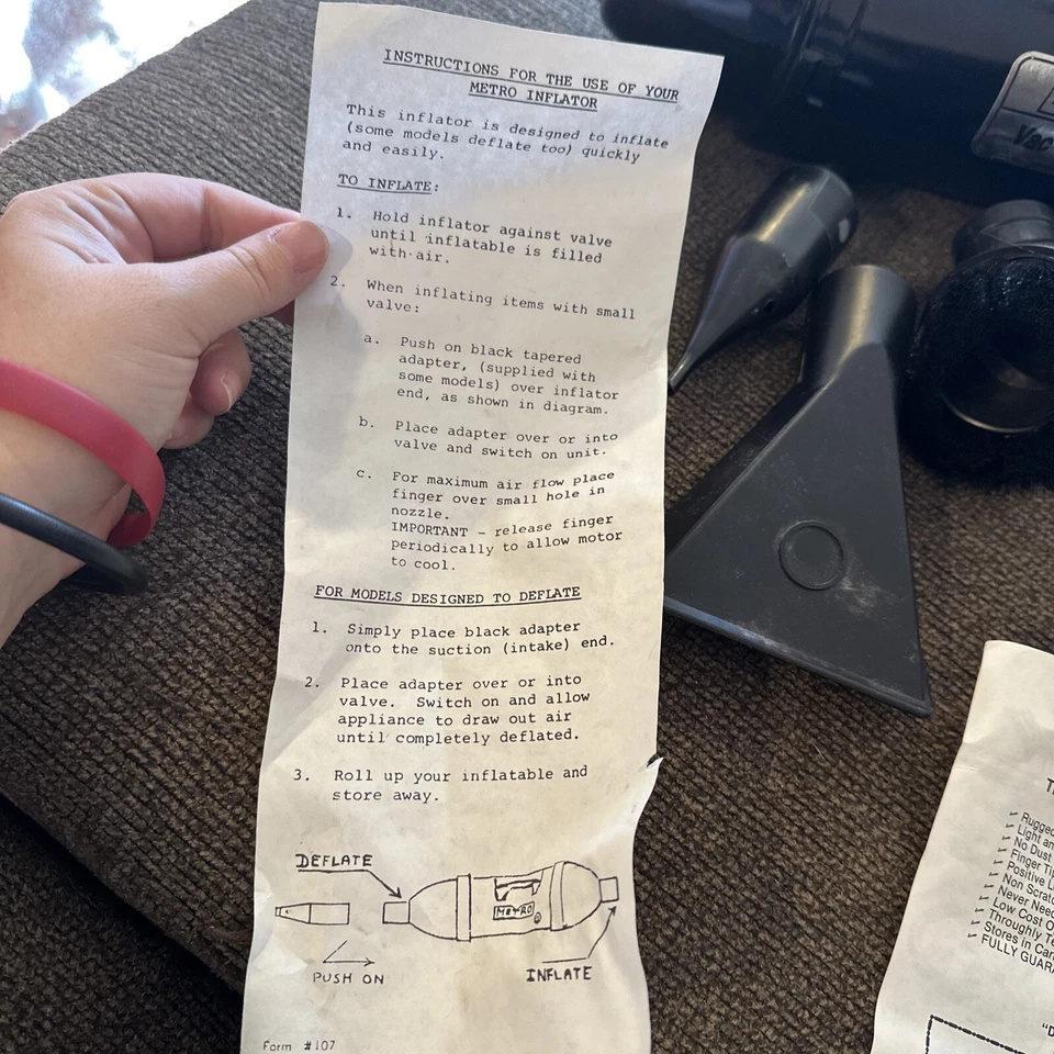 Aspiradora compacta Metro Vac 'N, Blo Jr - Modelo VM115V con accesorios Foto 4 de 4