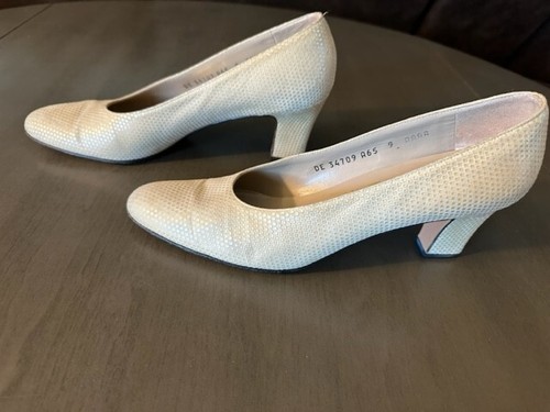 Salvatore Ferragamo strukturierte Leder Heels Größe 9AA gebraucht - Bild 4 von 8