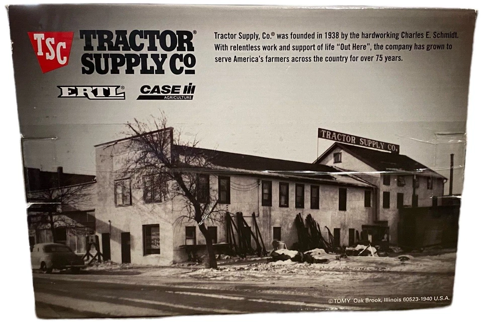 ERTL Tractor Supply Co 75th Anniversary 1938 Farmall M Tractor 1/16 Scale 2013 - Image 3 of 4