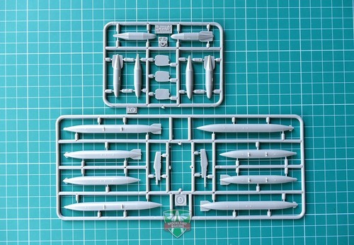 Su-17 early modelling kit Modelsvit 72017 Plastic model aicraft kit Scale 1:72 - Picture 14 of 24