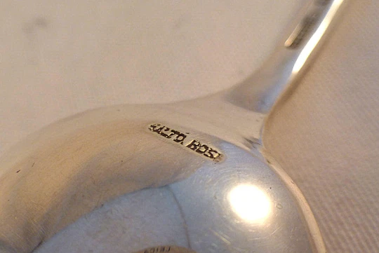 Ложка сервировочная столовая Baltimore Rose-Schofield из чистого серебра - Изображение 2 из 3