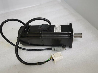 YASKAWA SERVO MOTOR SGMAH-04AAA2C 400W 