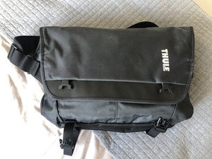 thule covert messenger