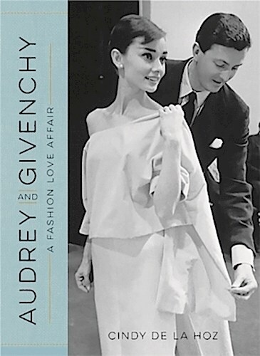 Thumbnail - Audrey And Givenchy Cindy De La Hoz