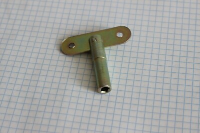 KEY for 8-day Soviet NAVY 5CM-2 Boat / Submarine VOSTOK (BOCTOK) Clock
