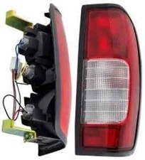 FANALE POSTERIORE DESTRO BIANCO ROSSO NISSAN PICK-UP 720 D22 08/97>03/02  53350