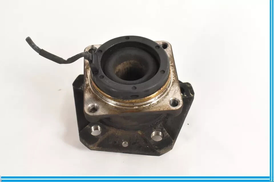 03-10 Maserati Quattroporte GranCabrio Front Left Side Wheel Hub Bearing OEM