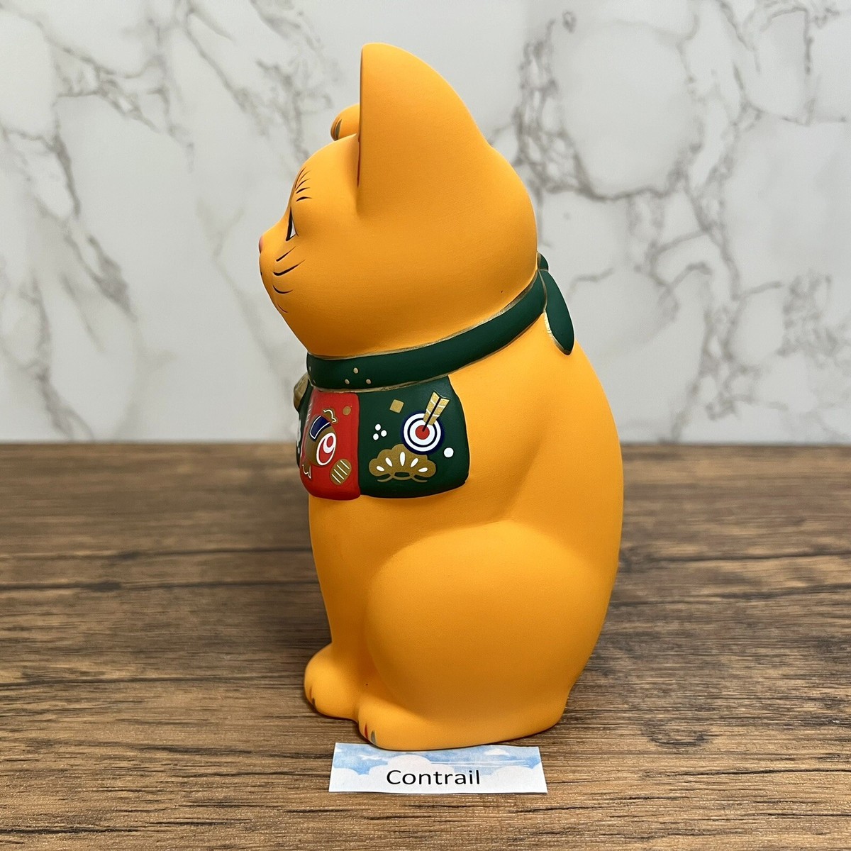 NEO MANEKINEKO/頬鎧杯 作:古賀 崇洋KOGA TAKAHIRO） Classical and mutated, the new ceramic art of Japan