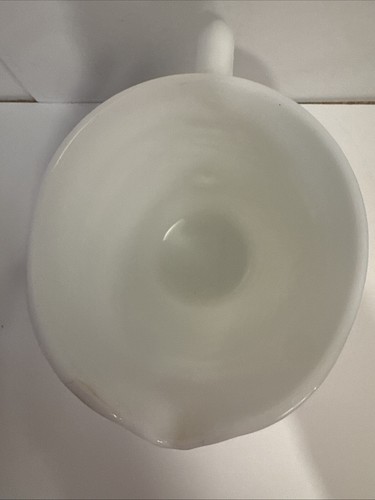 Vintage Hobnail Farmhouse/Cottage/Milk Glass Pitcher 8 Inches Tall - Picture 5 of 6