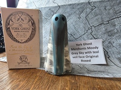 REDUZIERT York Ghost Merchants Moody Grey Sky with teal veil face OVP