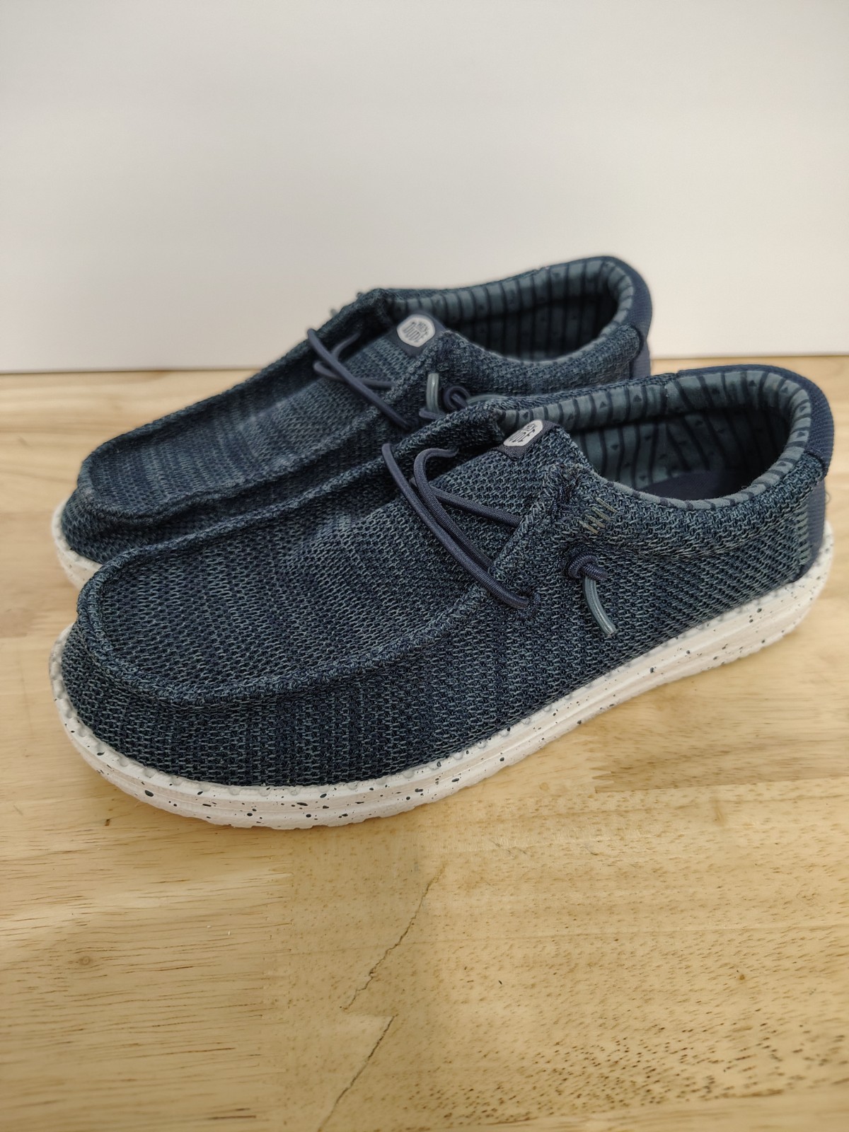 SAOLA Hey Dude Wally Youth Scarpe Casual Sox Elasticizzate Blu J4 con Logo Suola Bianca