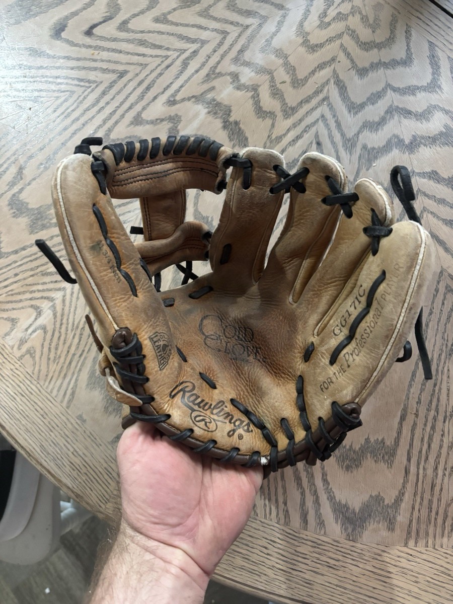 Rawlings Gold Glove Series GG17IC 11 3/4” Infield Baseball Glove