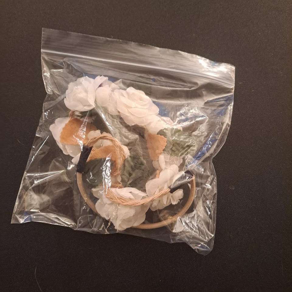 Diadema floral Peony & Rose Bud corona de flores Foto 3 de 3