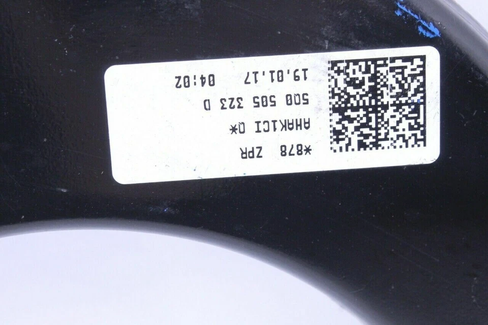 Brazo de control superior trasero Audi S3 2015-2018 OEM usado Foto 3 de 4