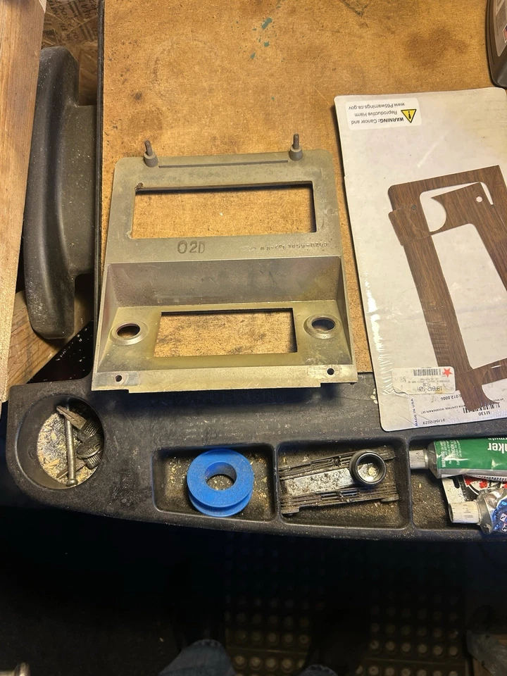 Bisel de radio Mercury Cougar 1969/1970 Foto 2 de 2