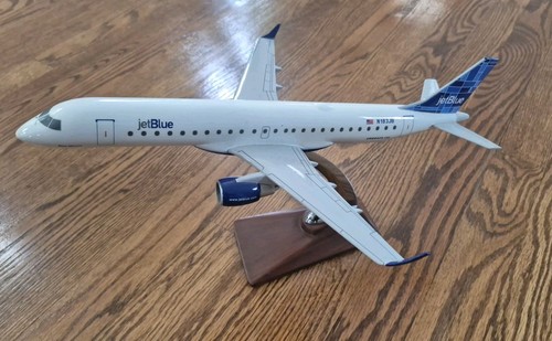 ERJ-190 Embraer Jetblue ERJ190 Aircraft Desktop Model New 13 inches long