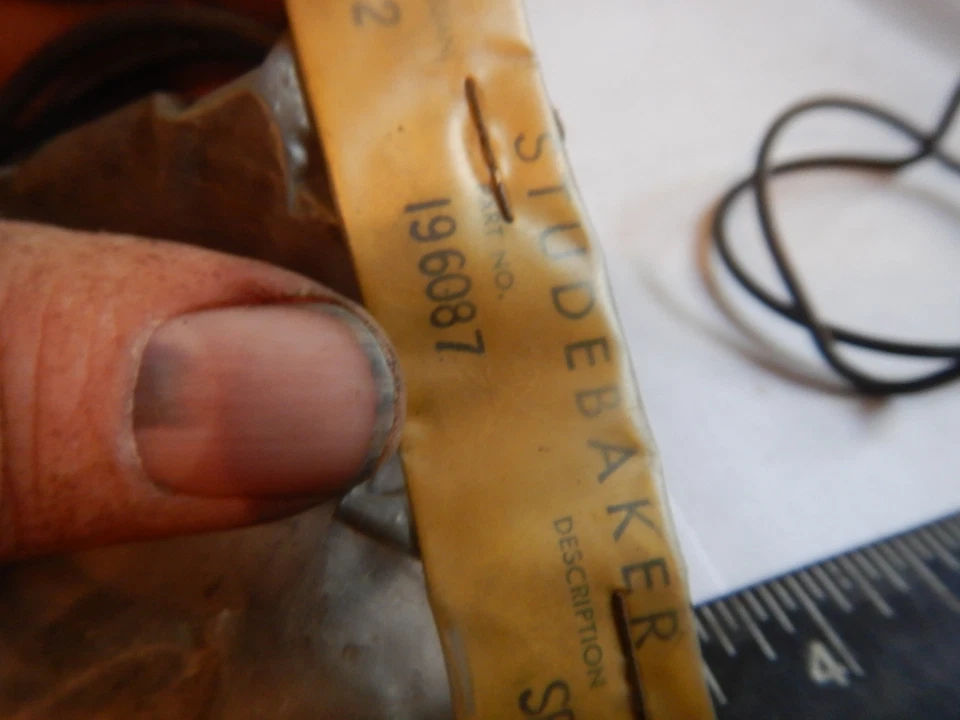 NOS 39-64 STUDEBAKER CHAMPION 6 CYL Clutch Release Bearing Collar Spring 196087 - Image 4 of 4