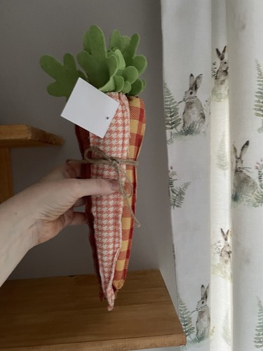 Tk Maxx Homesense Fabric Easter Carrots Set of 3 - New Easter Decor - Picture 6 of 12