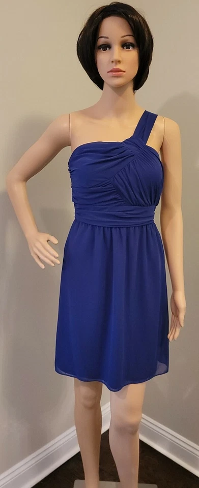 Vestido corto de fiesta de cóctel Jump Girl púrpura de un hombro talla 1/2 Foto 2 de 4