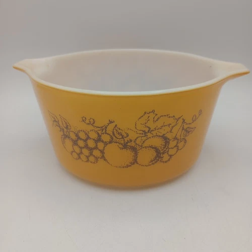 Pyrex Old Orchard Fruits 1 qt Round Casserole Dish #473 No Lid
