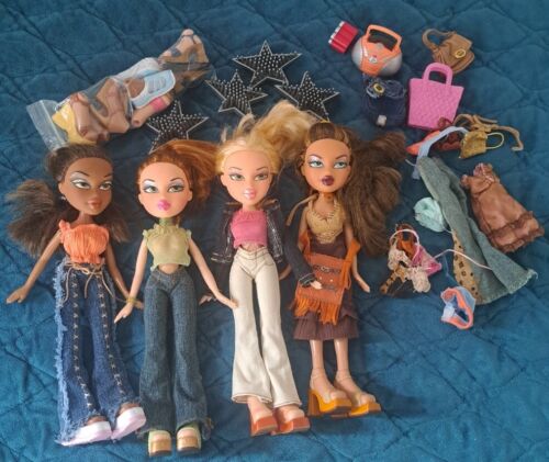 Vintage Bratz Bundle Dolls Clothes Shoes & Accessories 2001 MGA See Pictures