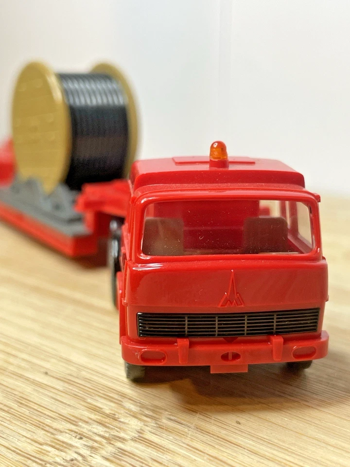 Wiking 503/7 Magirus 235 D semirimorchio a pianale ribassato con avvolgicavo ... - Immagine 2 di 4