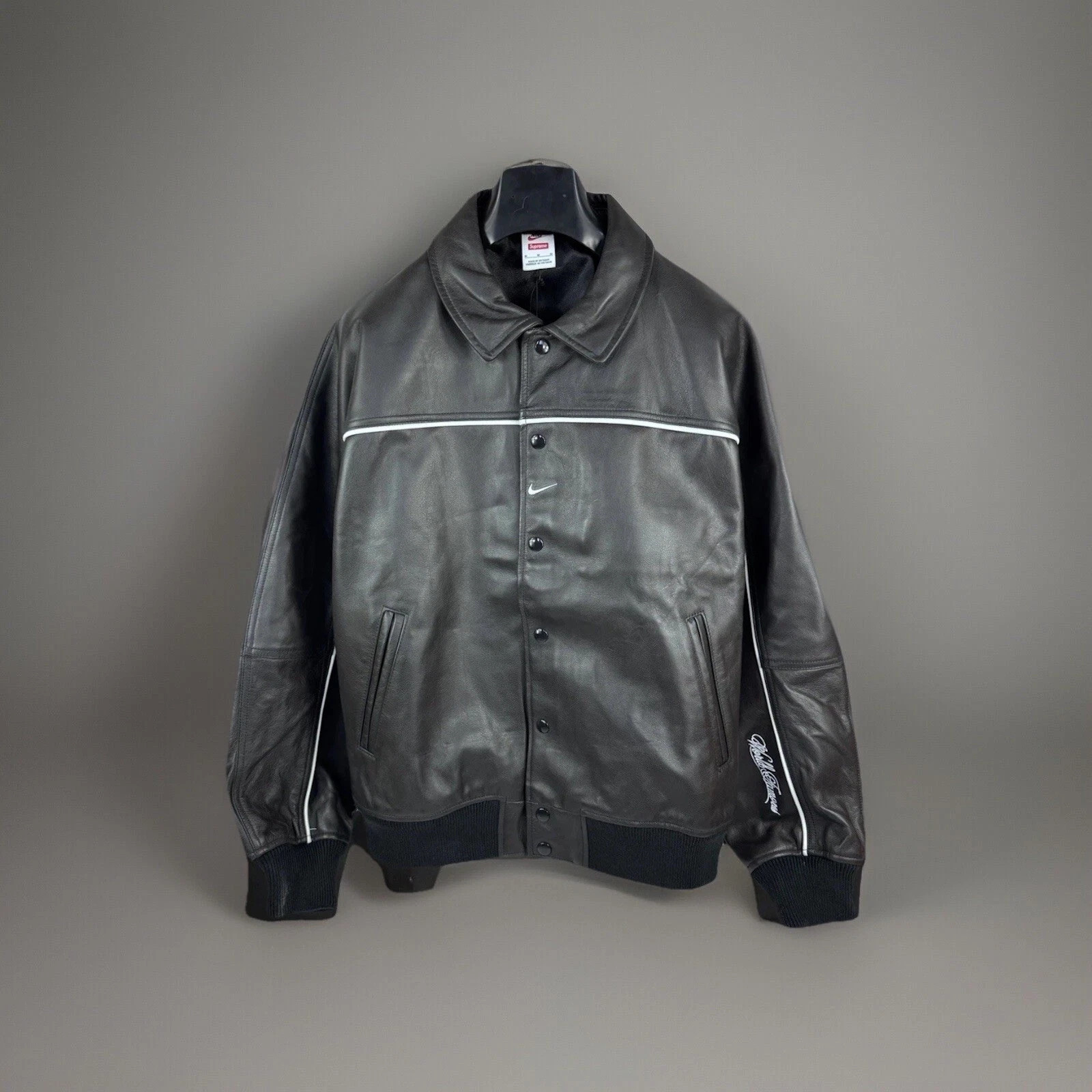 Supreme x Nike   Veste en cuir boutonnée brodée logo Taille : M