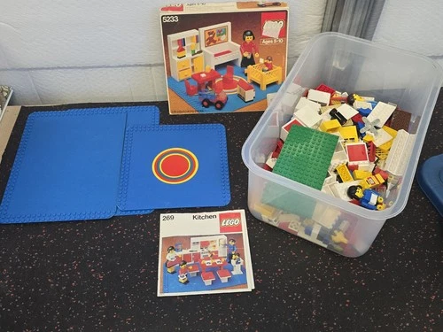 Vintage LEGO 269 Homemaker Kitchen & 5233 Living Room Sets Lot