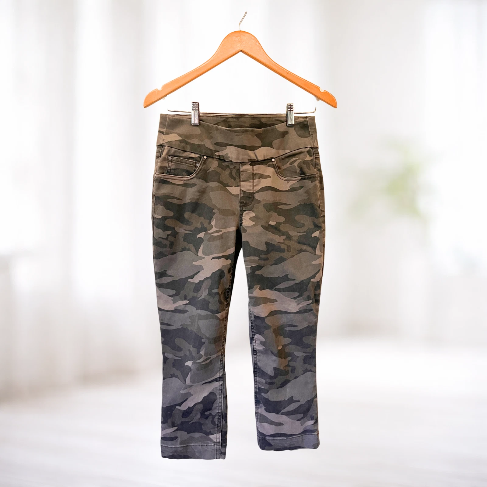 Sound/Style Camo Green Alana Capri M Stretch Casual Urban Gorpcore Military
