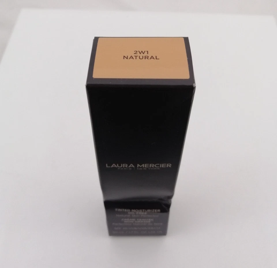 Laura Mercier Oil Free Tinted Moisturizer Natural Skin Perfector SPF 20 New F1 - Image 3 of 4