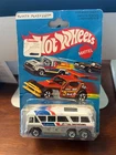 Vintage 1979 Hot Wheels Greyhound Bus on Original Card