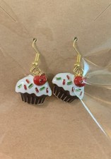 Cupcake Earrings NWT
