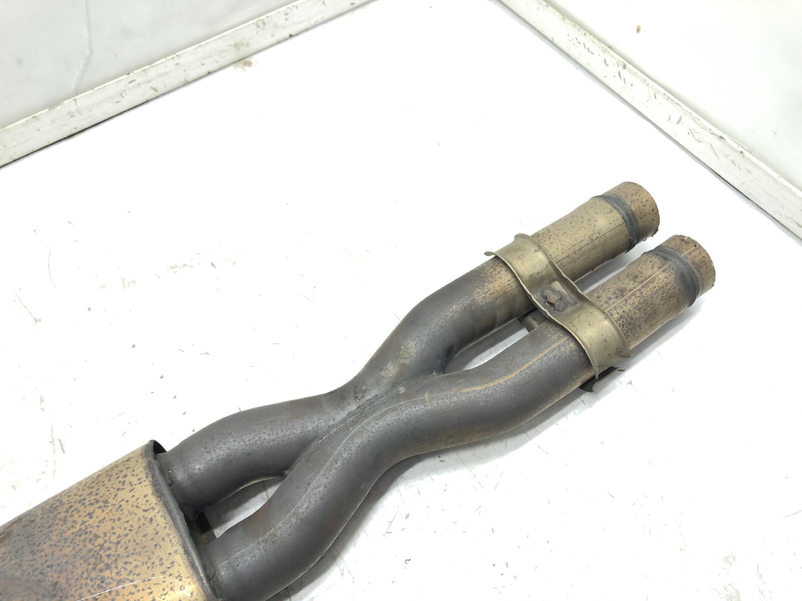 2014-2017 MASERATI GHIBLI 3.0L V6 EXHAUST RESONATOR PIPE OEM.