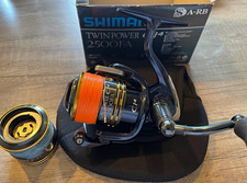 Shimano Twin Power CI4 2500FA Spinningrolle 5...