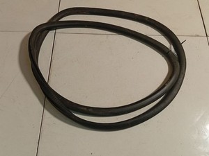 606867911H Türer Türgummi Türdichtung Dichtung Vorne Rechts 60 DE2803757-59