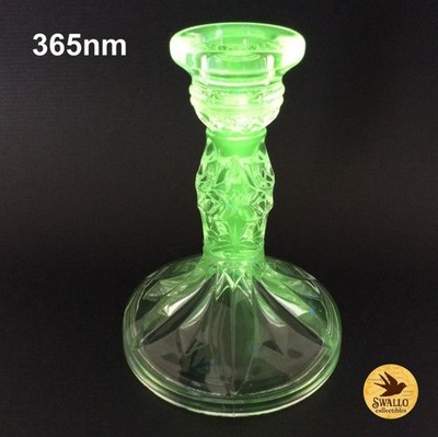 Vintage Sowerby Glas Kerzenständer - Regal Feuerstein - UV reaktiv - M 13,5 cm/5 Zoll
