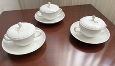 Set di 3 zuppiere KPM Berlin Neuglatt con coperchio e piattino, bianco, 2. Scelta