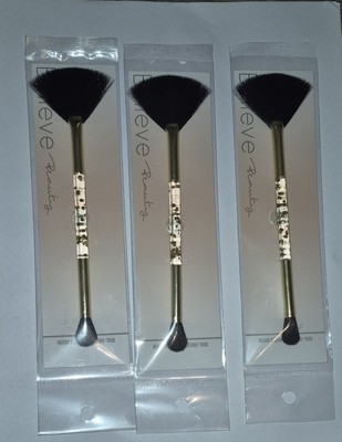 Believe Beauty Dual Endedhighlighter Brush