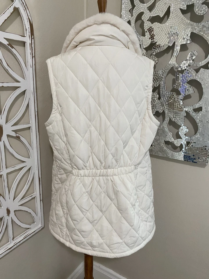NWT ANNE KLEIN xlarge IVORY QUILTED FAUX FUR COLLAR VEST - Image 4 of 4