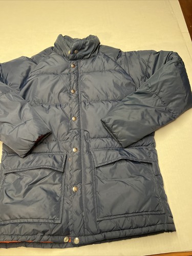 Vintage JC Penny Down Puffer Coat Snap Button Men’s Size Small Navy Blue - Picture 3 of 19