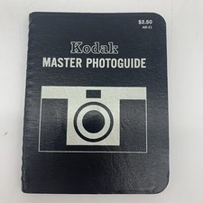 VTG 1968 Kodak Master Photoguide Brochure Book AR-21