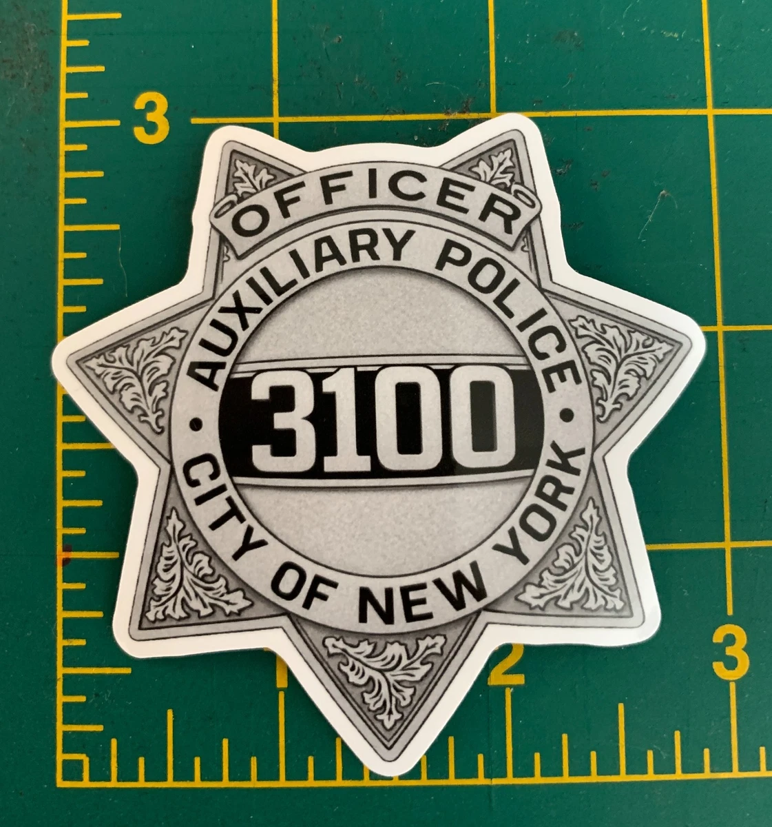 NY市警の本物の三つ折りタイプのバッチです。ご縁がある方の元へ届きます様に nypd shield products for sale | eBay