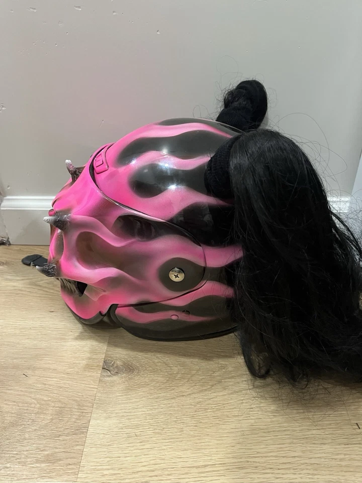 Casco de motocicleta KYT con calavera rosa para mujer - XL Foto 2 de 4