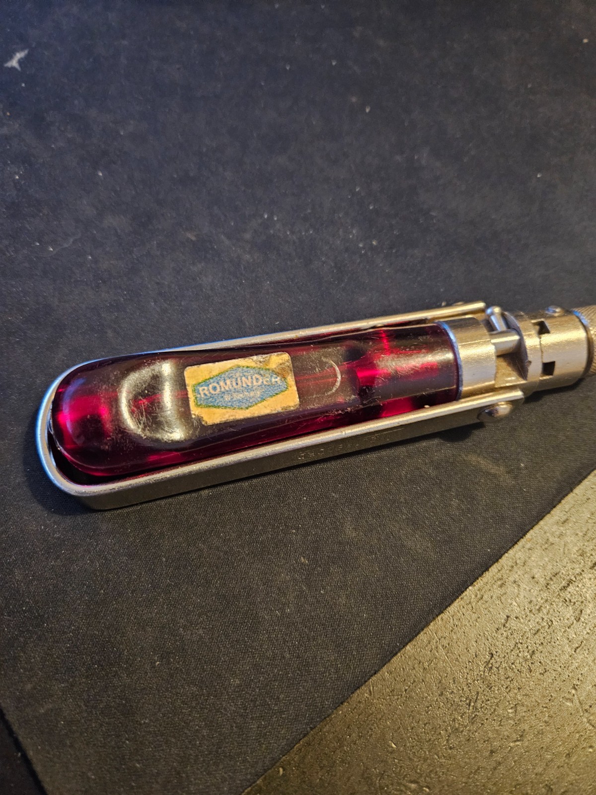 Vintage Weltrecord Ratcheting Flat Screwdriver West Germany Red Bakelite Handle