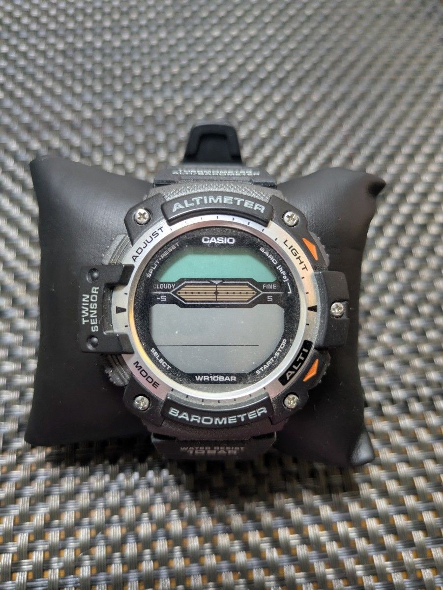 CASIO ALTI BAROMETER WR10BAR Twin Sensor Watch - image 1