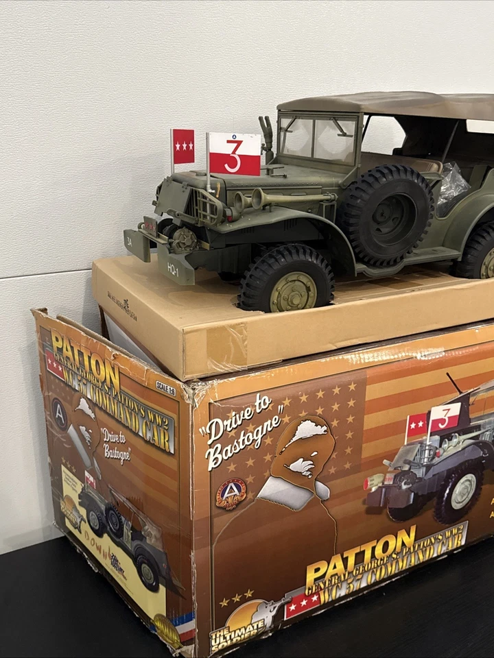 21st Century Ultimate Soldier Patton 2002 WC 57 Command Car 1:6 - muy raro  Foto 2 de 4