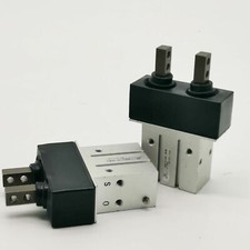 Qty:1 FOR Parrallel Cylinder New MHKL2-25D Gripper