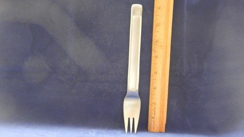 IKEA Stainless Steel Flatware "POEM " - Picture 2 of 2